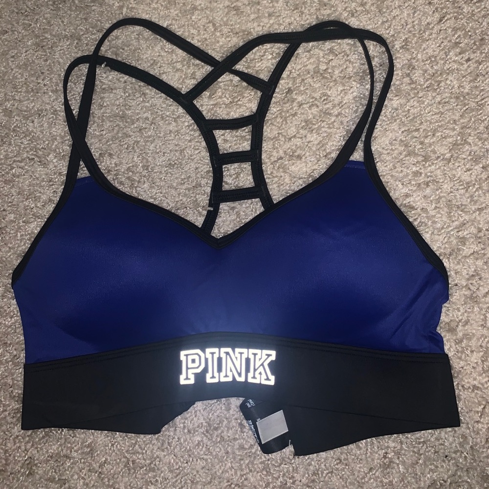 PINK Victoria’s Secret Ultimate Sports Bra (NWOT)